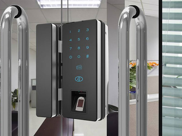 临江24小时上门开锁公司