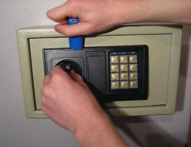 临江24小时上门开锁公司