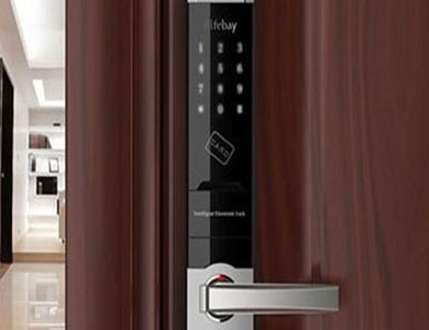 临江24小时上门开锁公司