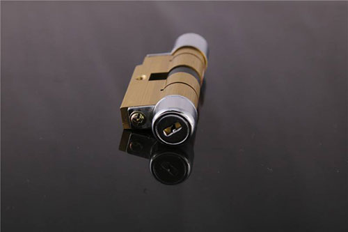 临江24小时上门开锁公司