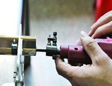 临江24小时上门开锁公司