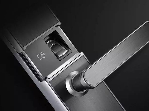 临江24小时上门开锁公司